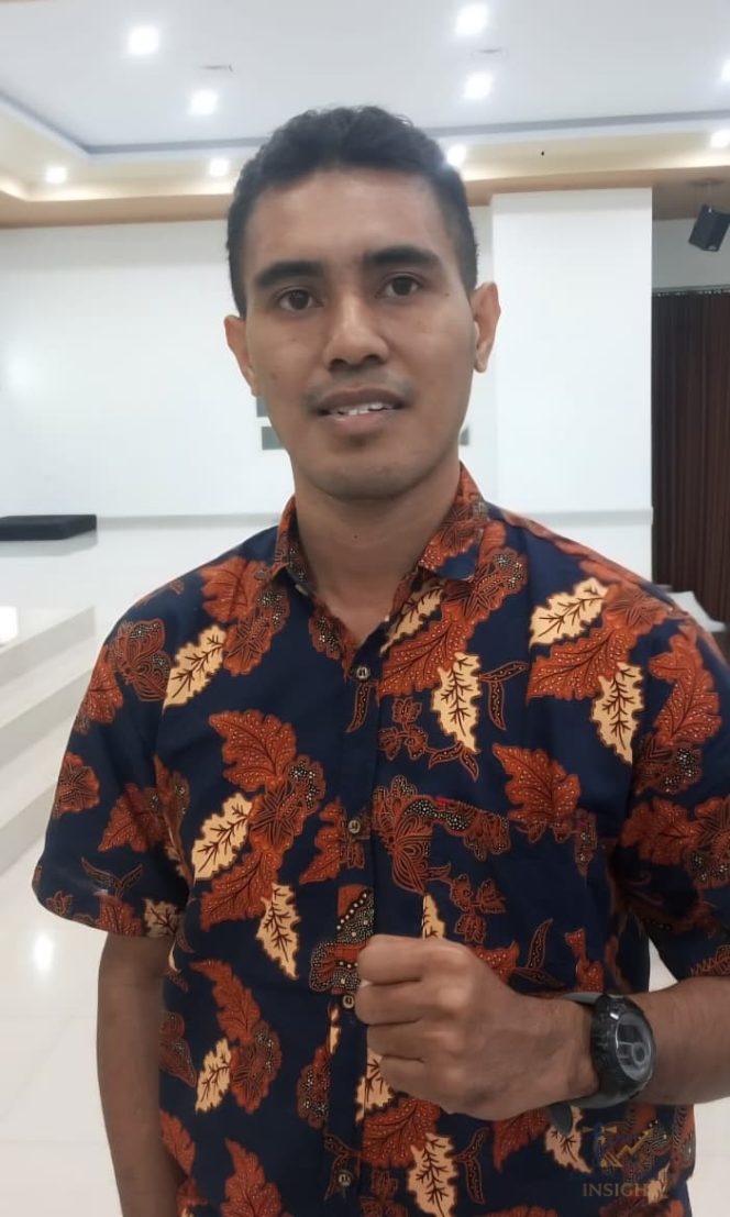 
					Akademisi dan Dosen Program Studi Ilmu Pemerintahan UNWIRA, Emanuel Kosat. Foto: Dok. Yanto/
