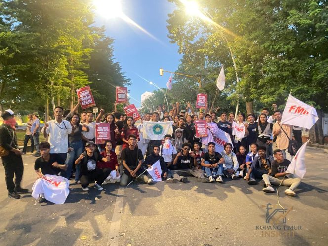 
					Foto Bersama Usai Aksi. Foto: Dok. Yanto/