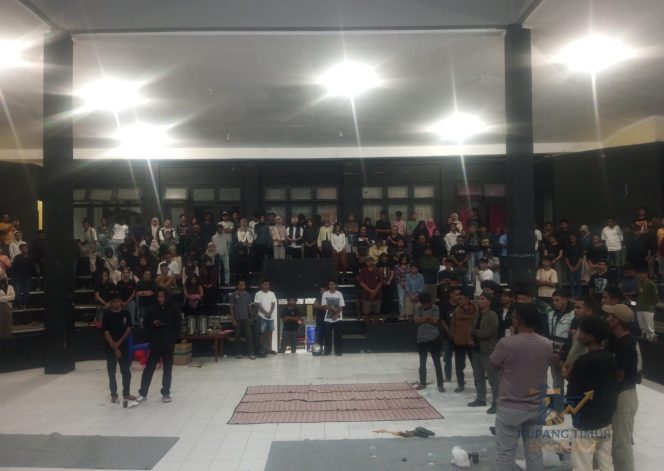 
					Foto Peserta Nobar. Foto: Dok. Yanto/