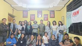 Foto bersama usai nobar dan diskusi di sekretariat FMN Cabang Kupang,Liliba kota Kupang.Foto:Dok.Yanto