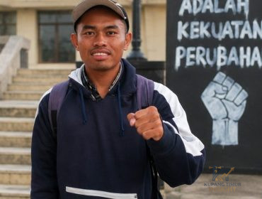 Koordinator Umum (Kordum) aksi Aliansi NTT Menggugat, Flori Ujung. Foto: Dok. Yanto/