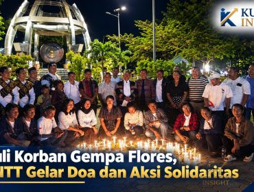 Peserta menyalakan lilin dalam aksi solidaritas untuk korban gempa Flores. Foto: Dok. Yanto.
